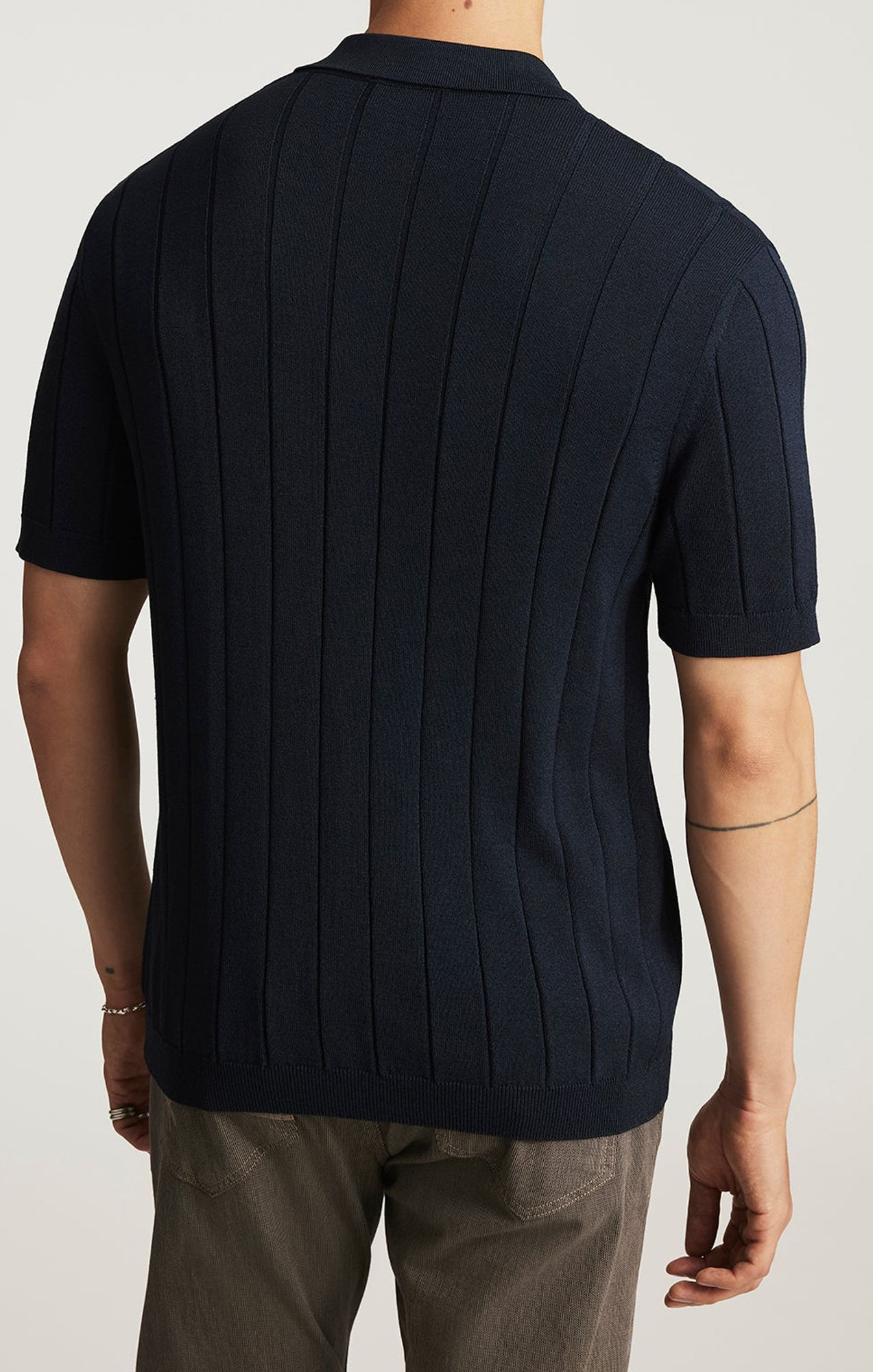 Man Short Sleeve Polo Sweater