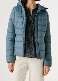 Woman hooded puffer jacket