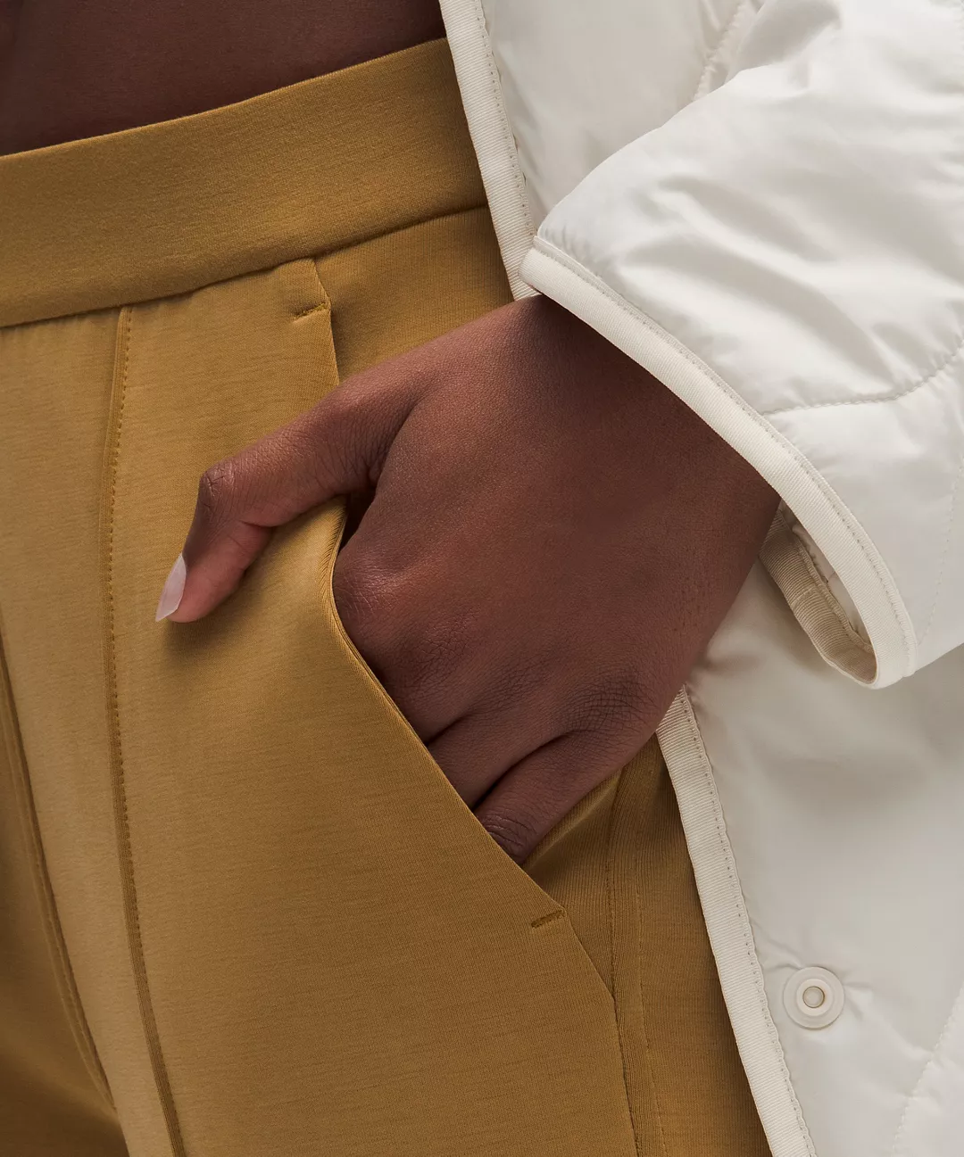 Woman Classic-Fit  Jogger