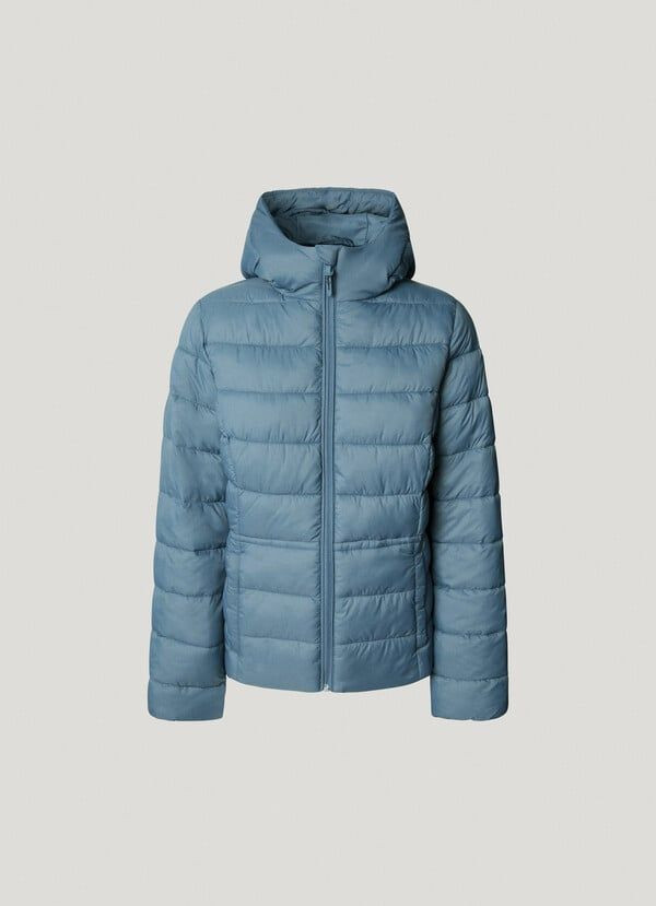 Woman hooded puffer jacket