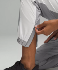 Woman High-Rise Jogger