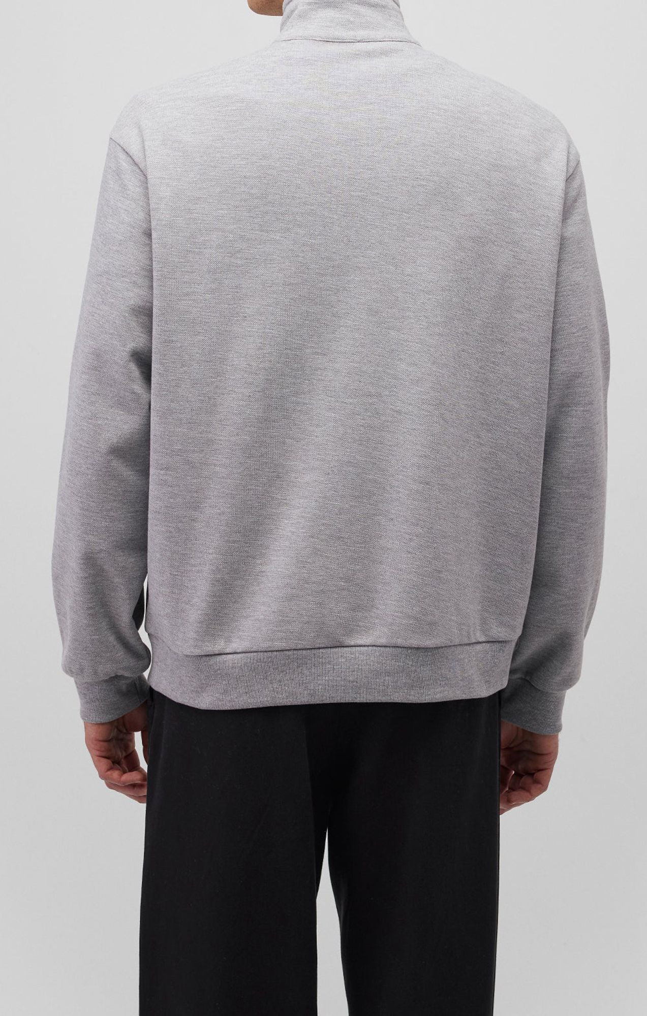 Man Quarter Zip Pocket Sweatshirt